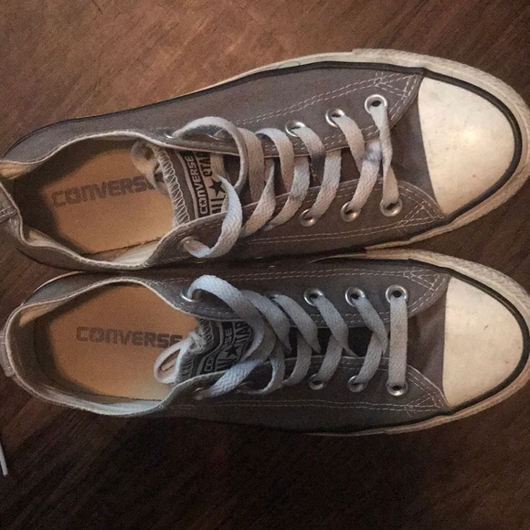 Grey size 8 (women) 6 (men) converse. - Picture 3 of 5